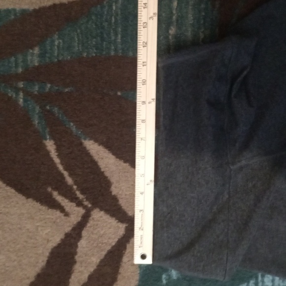 NOBULL Gray Leggings Stretchy Cropped Gym Runing - Picture 8 of 9